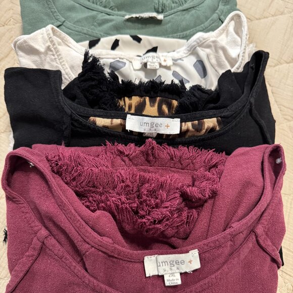 Umgee linen Tops 4 count - Picture 5 of 6